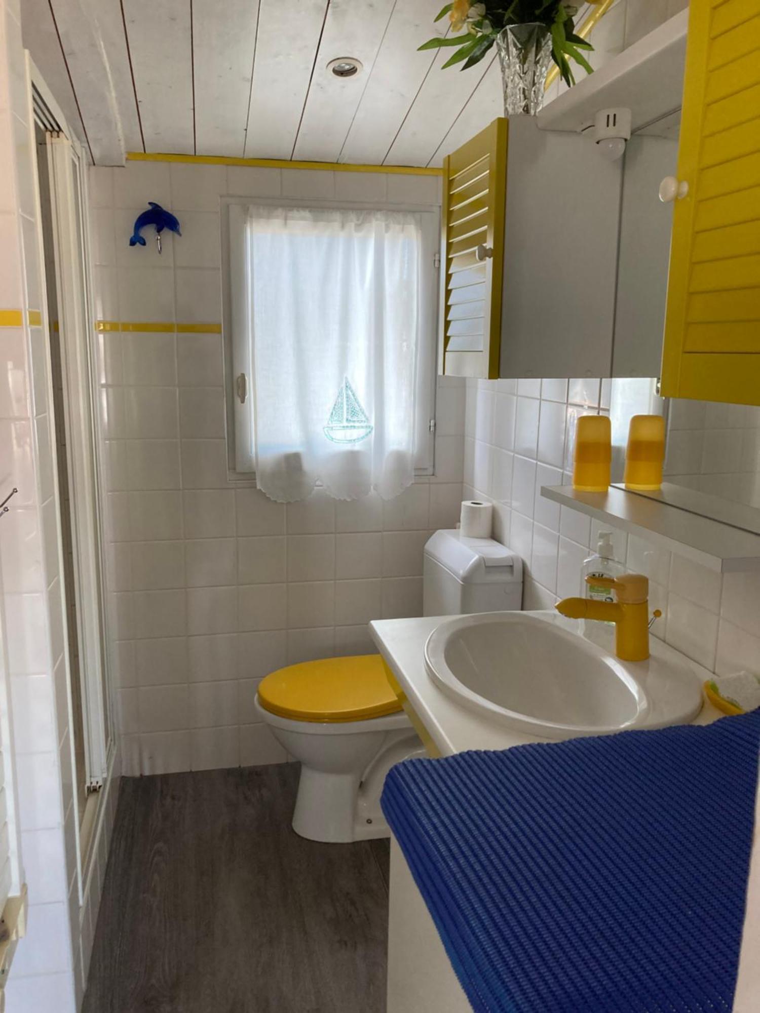 Hotel La Berrichonne Ars-en-Ré Esterno foto